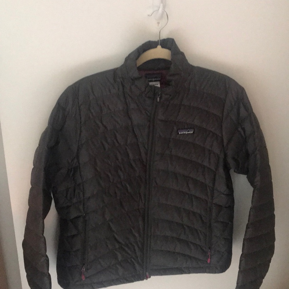 Patagonia grey puffer jacket